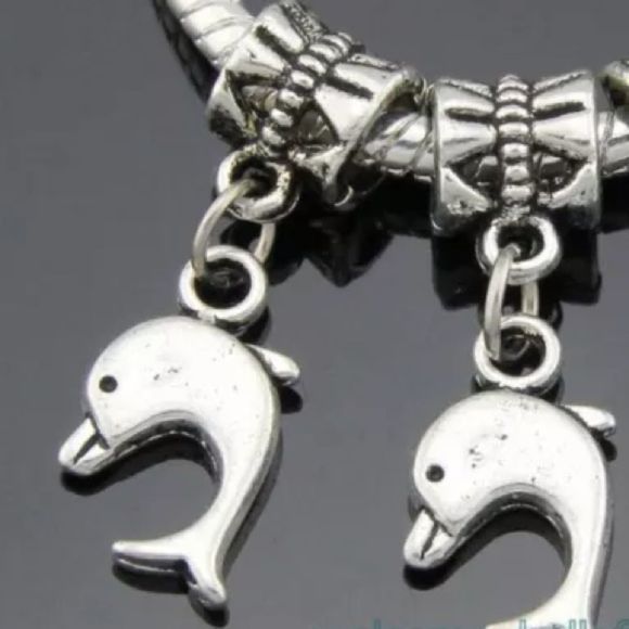 🦄5 for $35🦄 ONE Dolphin Charm - Picture 1 of 1